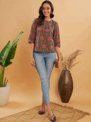GREEN RED MUGHAL KALAMKARI TOP  5