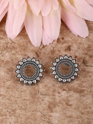 Elegant oxidised grey earring set for women and girls 2