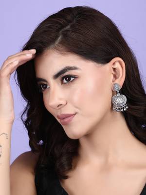 Elegant oxidised grey earring set for women and girls 1