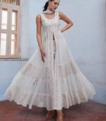 Graceful Off White Beautifully Crafted with Thread, zari, and Sequins Embroidered Georgette Indian salwar kameez online