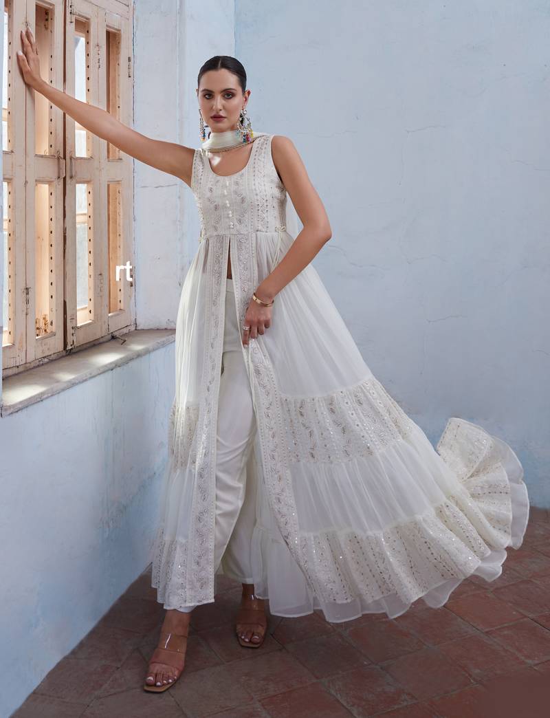Graceful Off White Beautifully Crafted with Thread, zari, and Sequins Embroidered Georgette Indian salwar kameez online