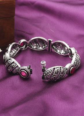 Oxidised Bangle With Pink Stone 2