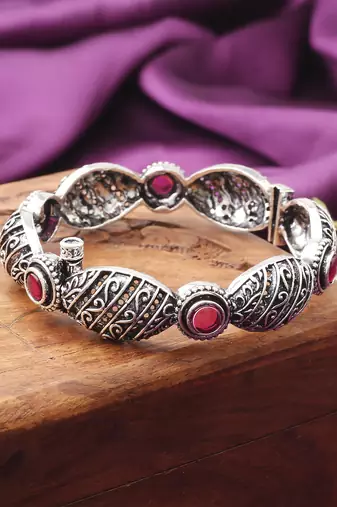 Oxidised Bangle With Pink Stone