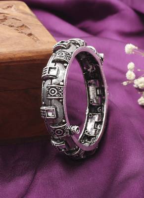 Oxidised Metallic Silver Kada 1