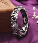 Oxidised Metallic Silver Kada