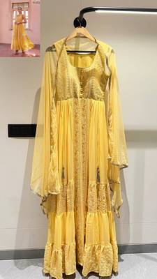 Figurative Yellow Beautifully Crafted with Thread, zari, and Sequins Embroidered Georgette designer salwar kameez 7