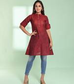 Maroon solid cotton a-line short kurta