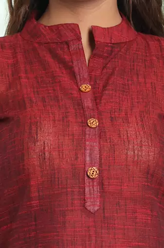 Maroon solid cotton a-line short kurta