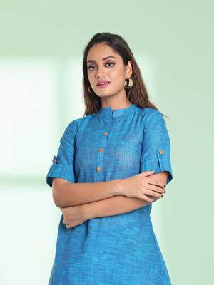 Sapphire blue solid cotton a-line short kurta 2