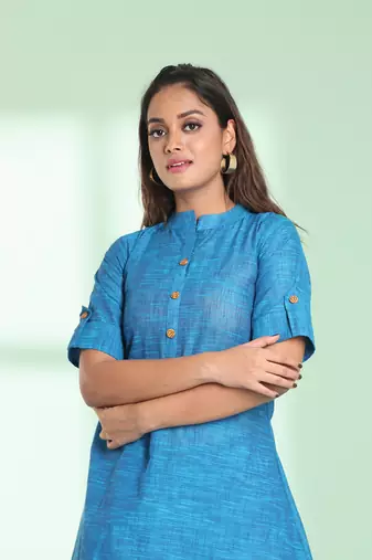 Sapphire blue solid cotton a-line short kurta