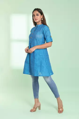 Sapphire blue solid cotton a-line short kurta