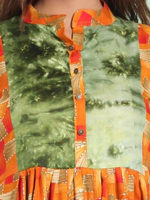 Orange printed gathered rayon kurta with patchwork 5
