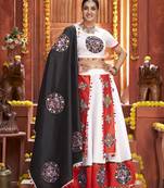 White Gamthi Work Navratri Special Lehenga Choli With Traditional Dupatta For This Navratri