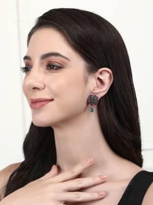 Elegant oxidised red and green earring set for women and girls 1