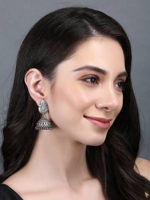 Classic oxidised grey earring set for women and girls 1