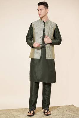 Green Heavy Jacquard With Self Work Embroidered Kurta Pajama 2