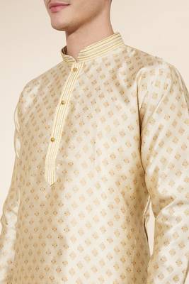 White Heavy Jacquard And Pintex World Embroidered Kurta Pajama 2