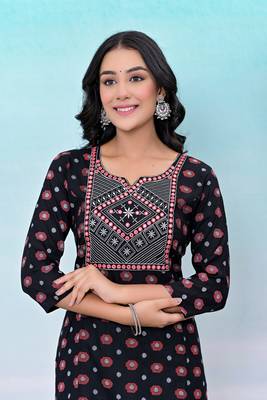 Black printed embroidered work rayon straight kurta 4