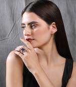 Oxidized adjustable blue finger ring