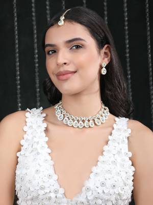 Golden kundan necklace set 1