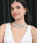 Golden kundan necklace set