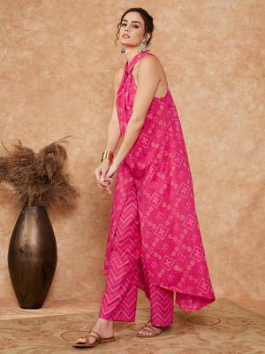 FUCHSIA S PRINT TWISTED NECKLINE KURTA PANT SET 3