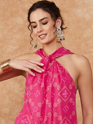 FUCHSIA S PRINT TWISTED NECKLINE KURTA PANT SET 5