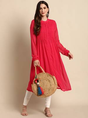 Janasya women's pink chiffon self design frontslit kurta 1