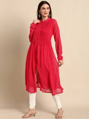 Janasya women's pink chiffon self design frontslit kurta 3