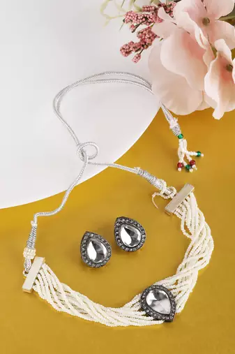 Gold-plated & white kundan & pearls studed choker set