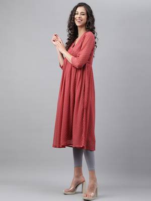 Janasya women's pink dobby chiffon self design empire kurta 4