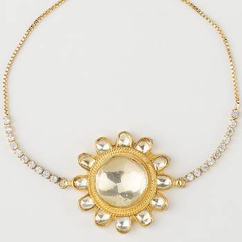 Gold plated kundan classic rakhi bracelet 3