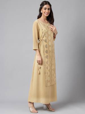 Janasya women's beige crepe foil printed a-line kurta 4