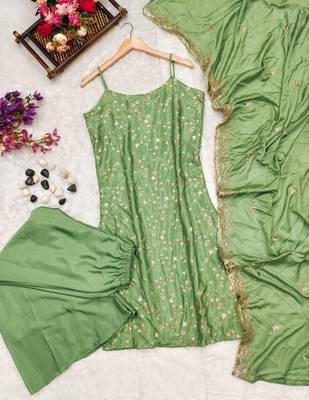 Wedding wear hand thread work silk kurta sets 4