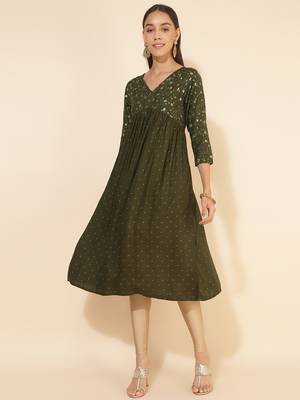 Janasya women's olive rayon yoke foil printed a-line kurta 1
