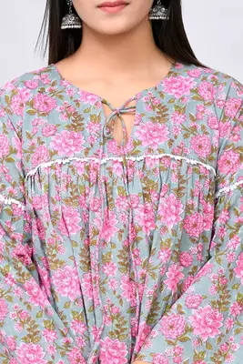 Grey & pink blossom print cotton top 4