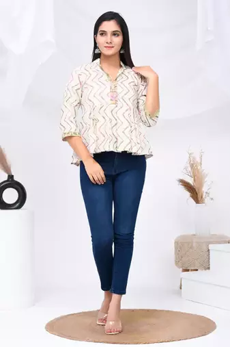 Beige & pink zig-zag print cotton top