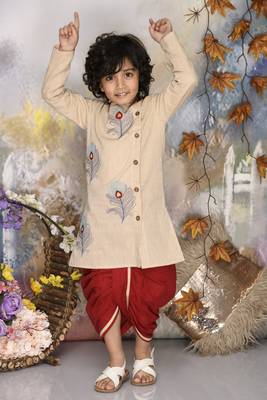 Beigh mor embroidered kurta with maroon dhoti set boys 3