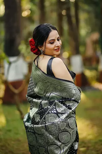 Black Color Woven Banarasi Soft silk Women'S Saree