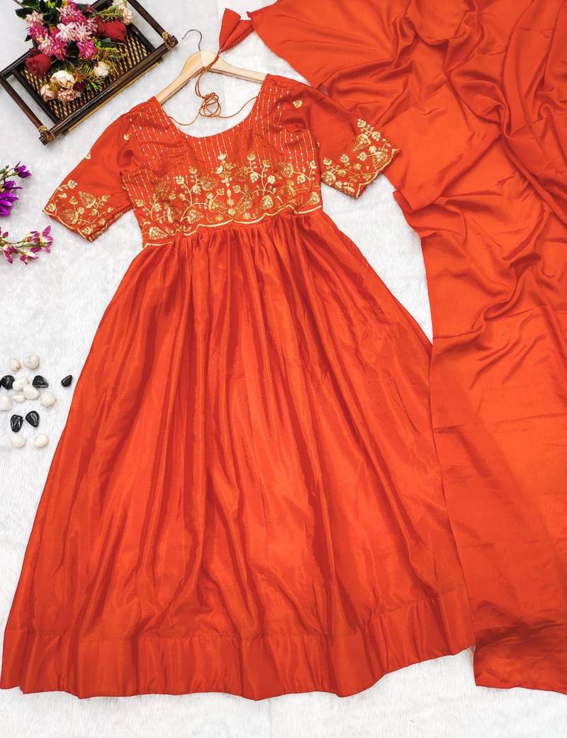 Wedding wear chinnon gown with dupatta set