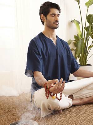 navy blue and white cotton kurta 1