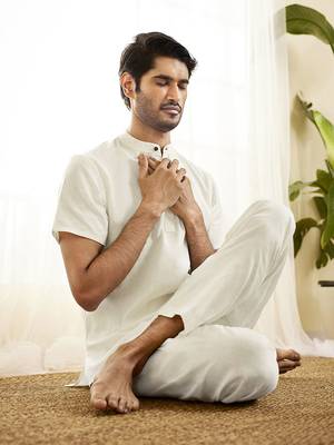white cotton kurta pyjama set 1