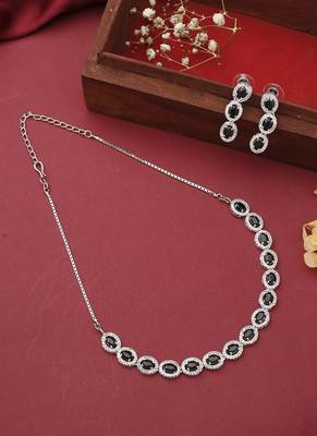 Pure Black Necklace Set With Earrings 1