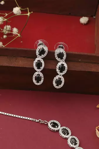 Pure Black Necklace Set With Earrings
