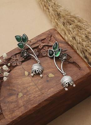 Leaf Shaped Long Earrings 1