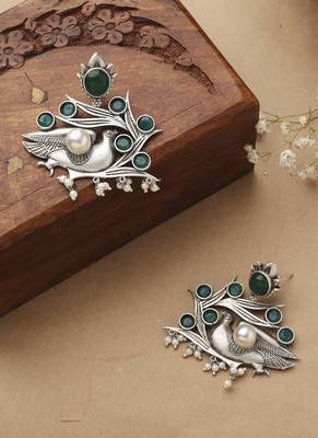 Bird Carved Earrings With Green Stone 4