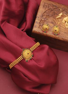 Gold Plated Choker Set With Earrings 1