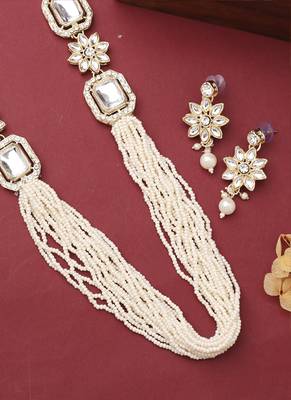 White Gold Beaded Jewellery With Floral Earrings 2