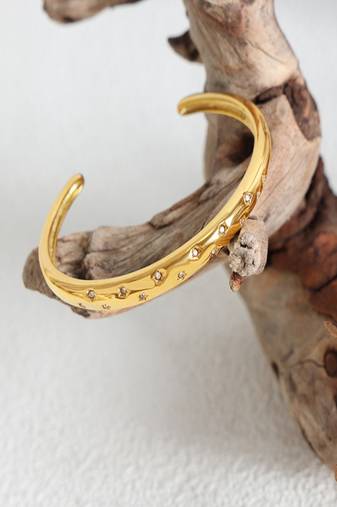 Starry 18k plated stainless steel cuff bracelet