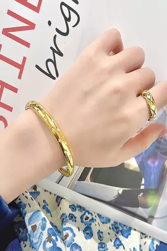 Starry 18k plated stainless steel cuff bracelet